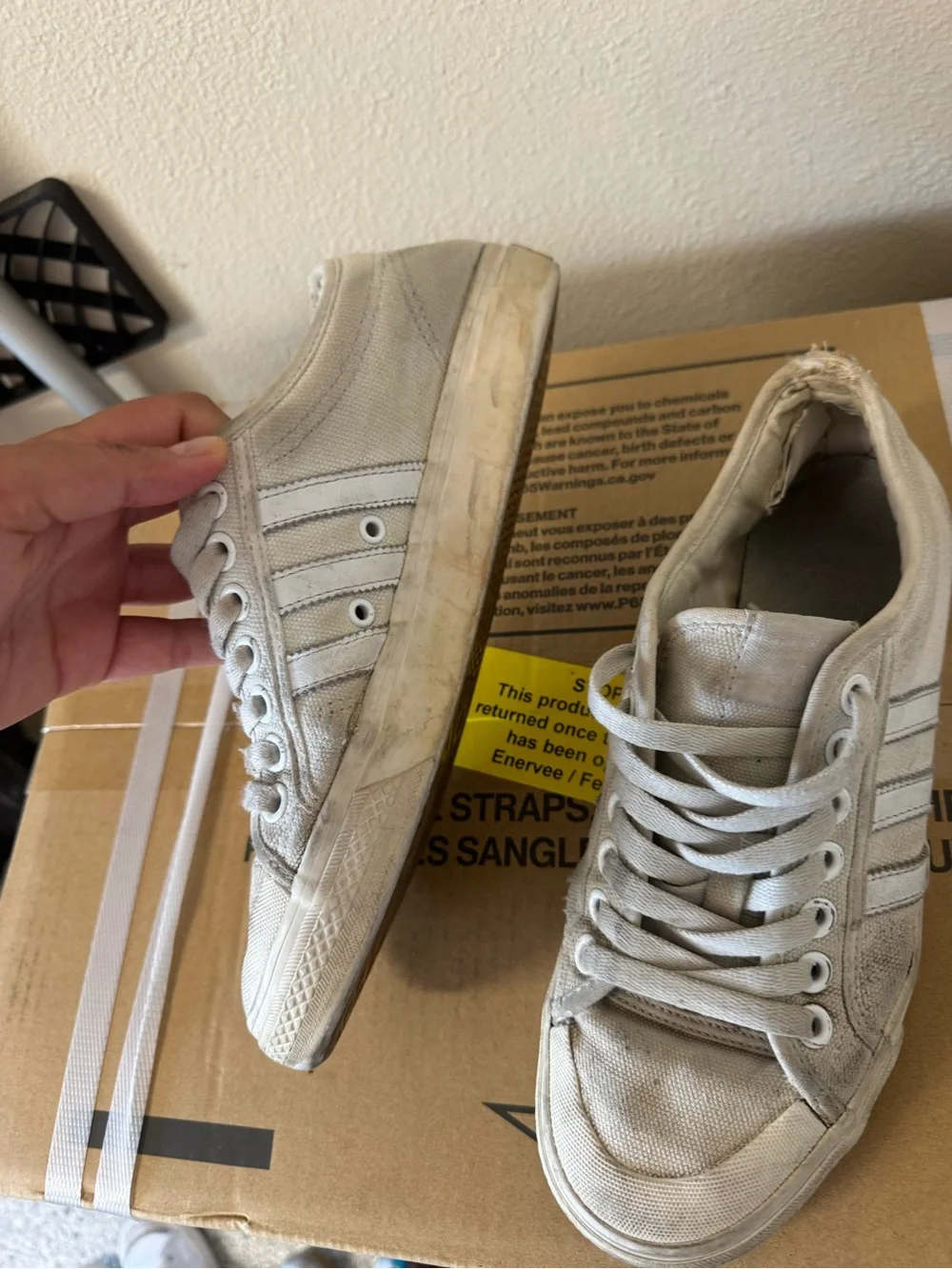 Adidas Nizza Low Top White sneakers
